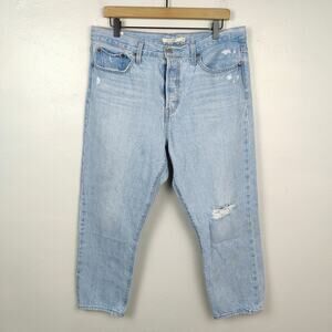 Levi's Wedgie Straightlev Jeans Womens 32 Light Wash Distressed Button Fly‎